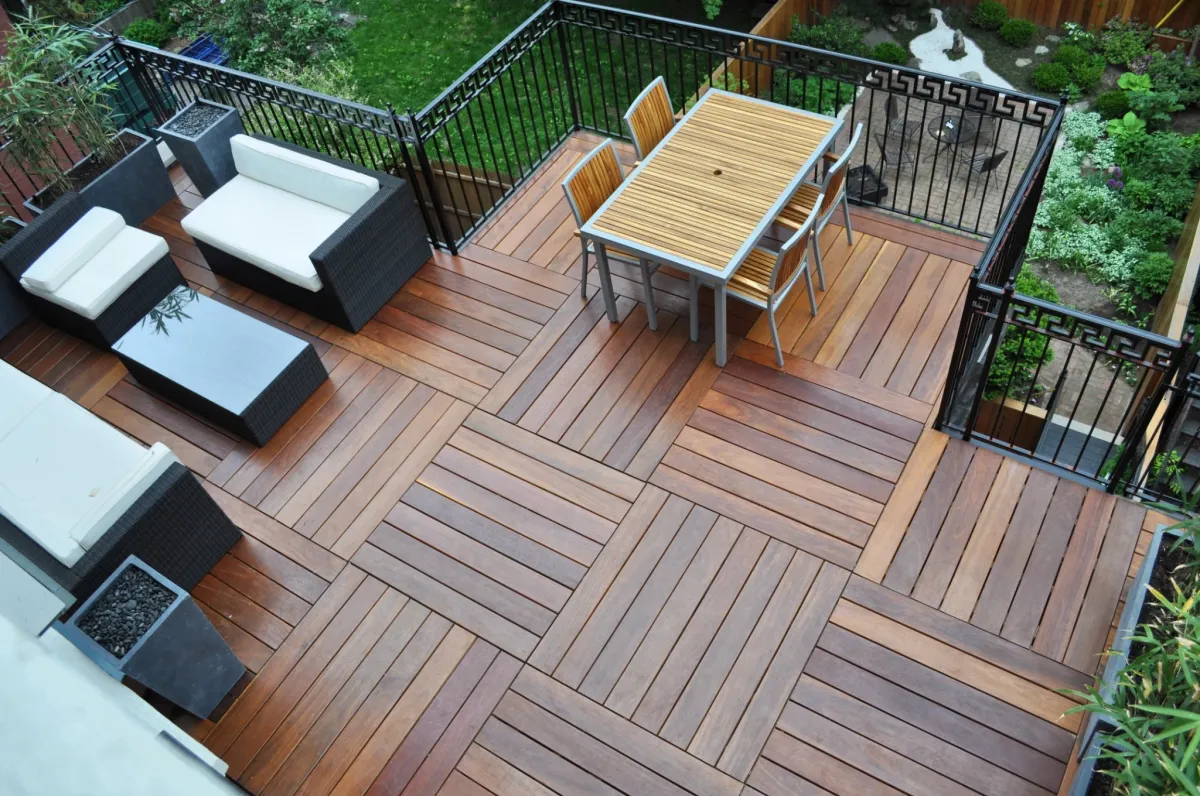Modular ipe deck by City Decks